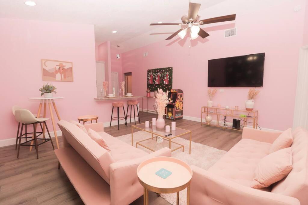 The Pink House Orlando Villa Exterior photo