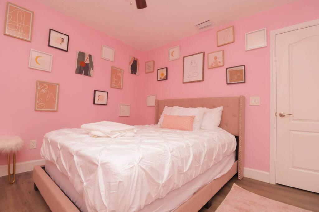 The Pink House Orlando Villa Exterior photo